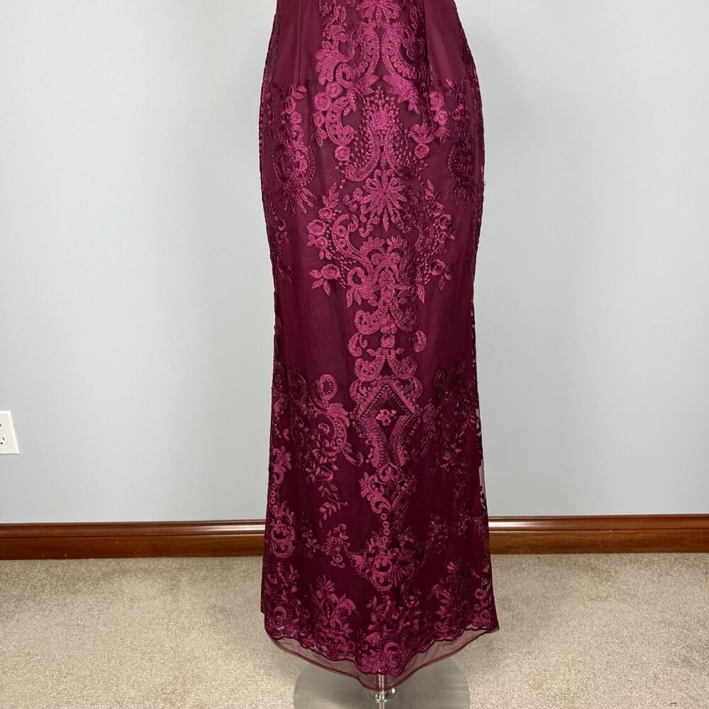 Off-Shoulder Burgundy Lace Maxi Dress - Picture 8 of 16